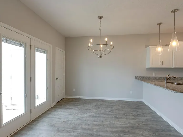 4333 Doral Dr — Photo 7