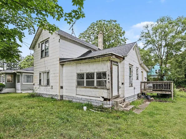 549 E Britain Ave, Benton Harbor, MI 49022