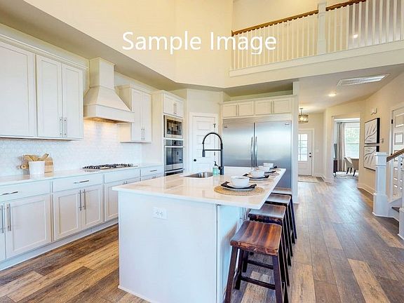 5th image of 2324 Herron St