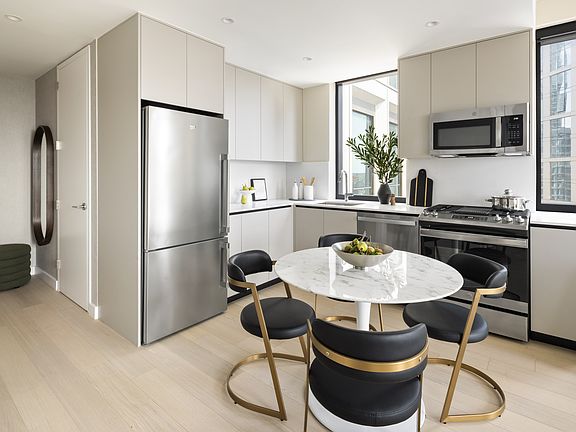 4th image of 567 Fulton St #46E