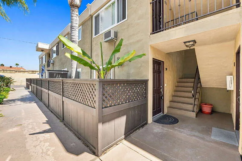 6750 Beadnell Way #50