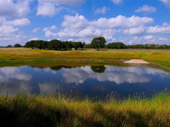 1115 County Road 414, Spicewood, TX 78669