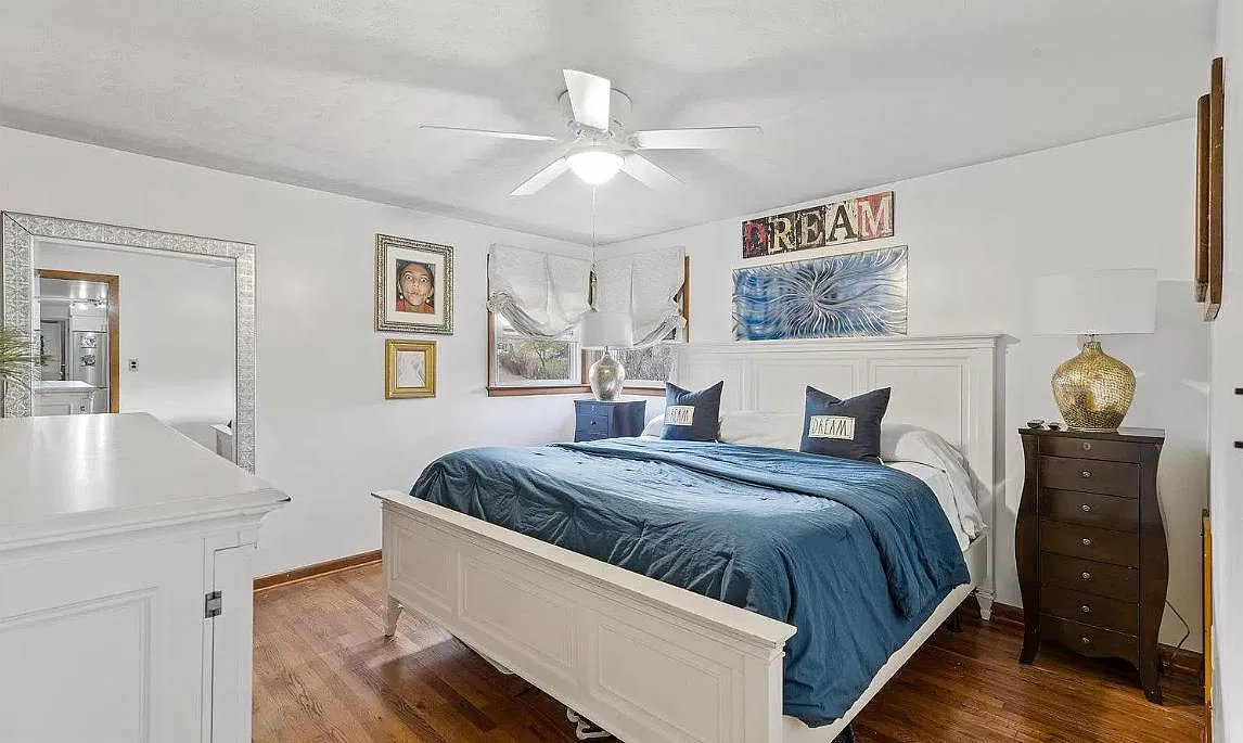 3 bed, 2122 sqft, $2,000 — Photo 4