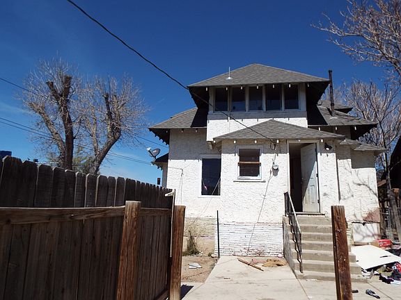 5th image of 1102 E 8th St