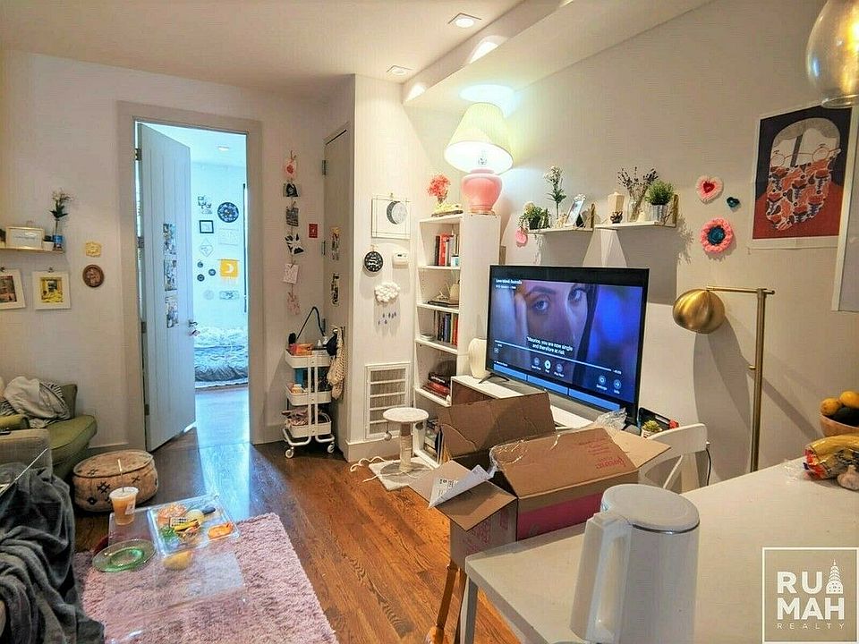 1st image of 177 Wyckoff Ave #2P