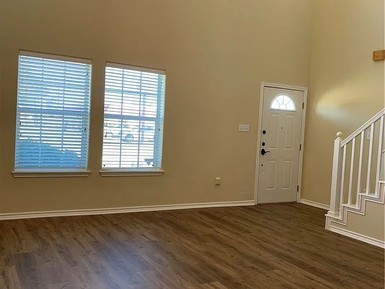 4017 Acushnet Dr #C — Photo 2