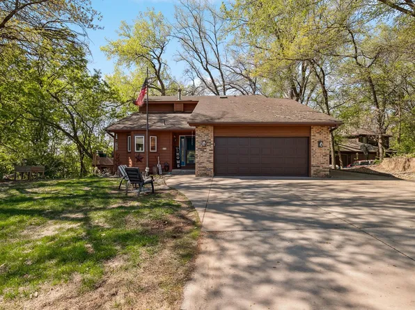 34 Imperial Dr E, West Saint Paul, MN 55118