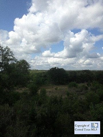 1st image of 942 Oak Bluff Trl