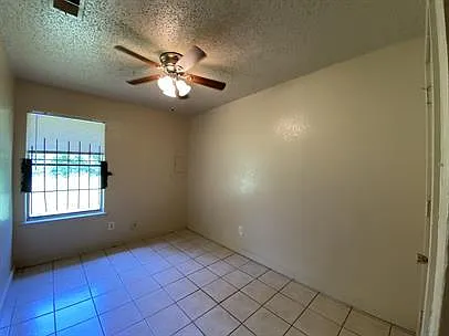 4004 Fair Park Blvd — Photo 10