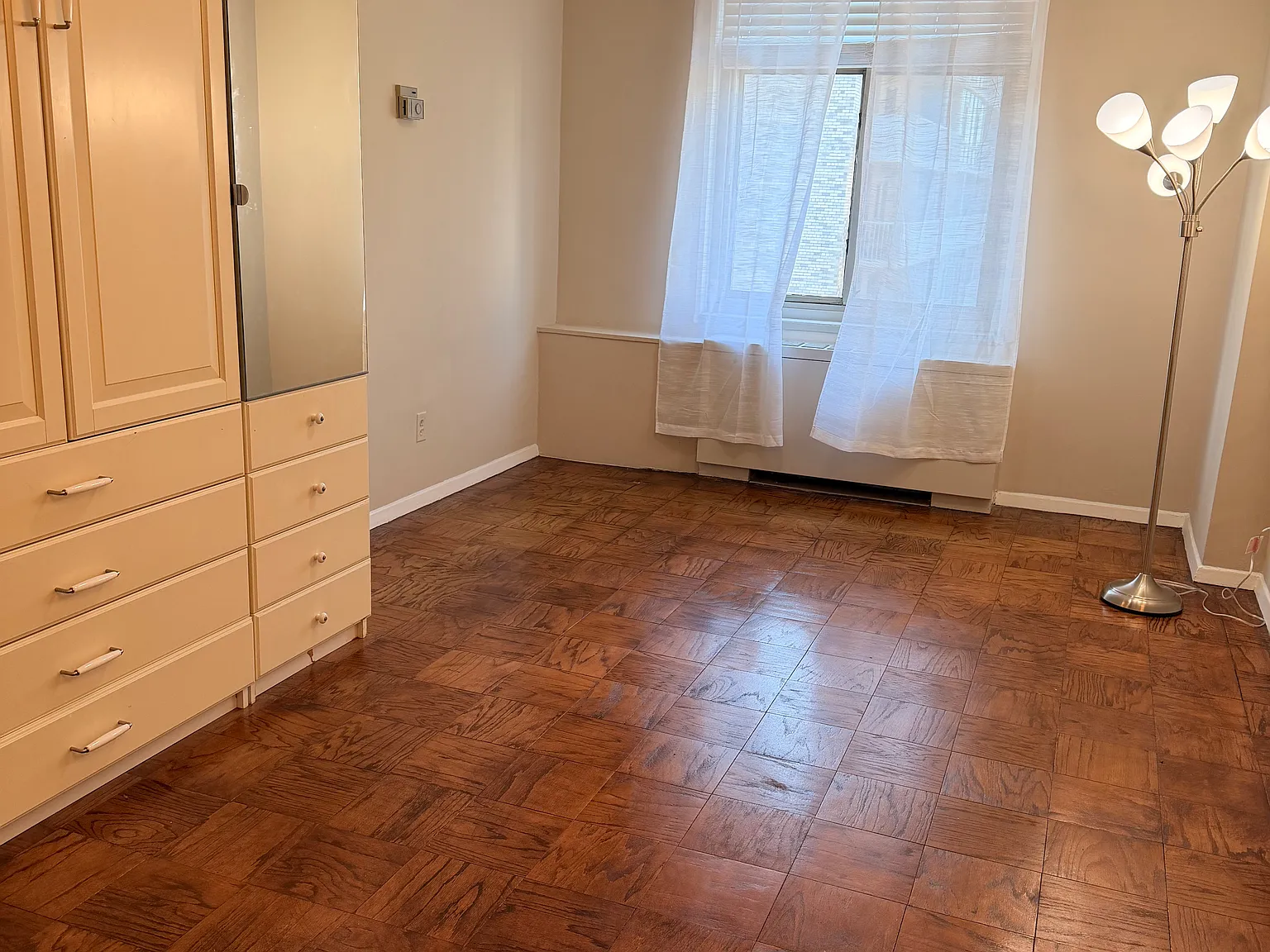 1 bed, 700 sqft, $2,250 — Photo 4