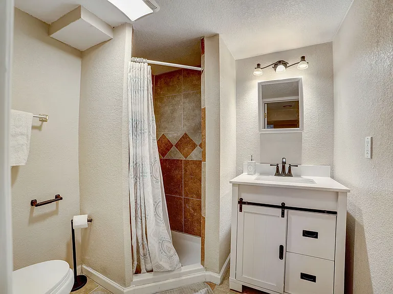 9147 Beechwood Dr — Photo 13