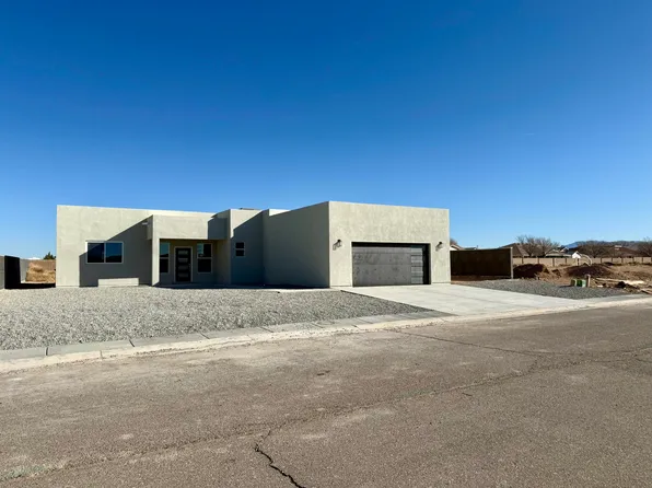 131 Chamartin, Rio Communities, NM 87002