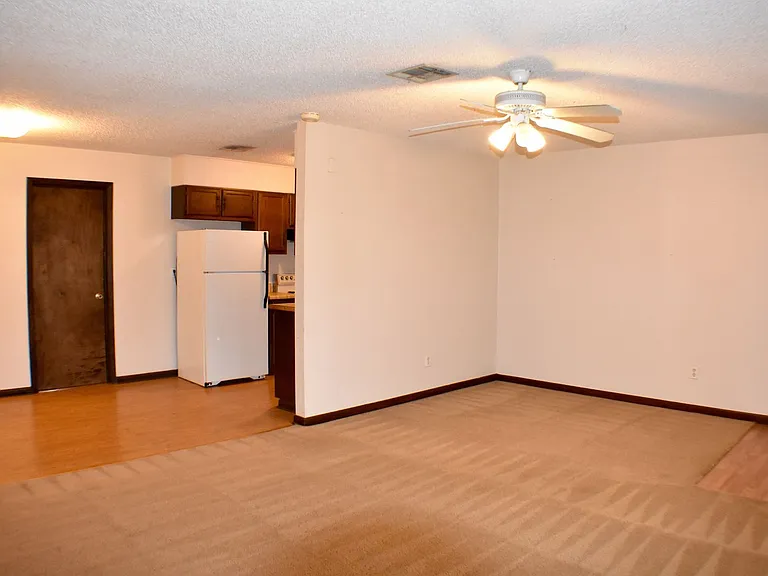 214 Rials — Photo 2