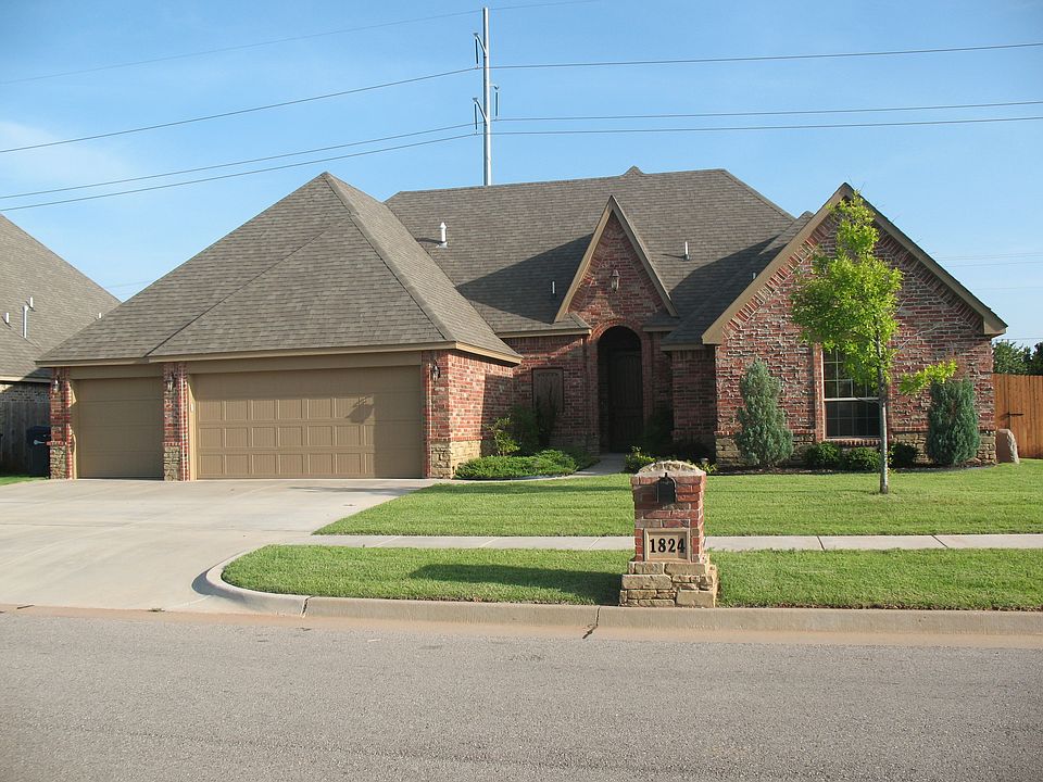 1st image of 1824 NW 193rd Cir