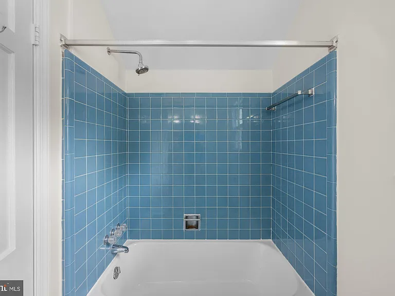 2816 Ellicott St NW — Photo 21