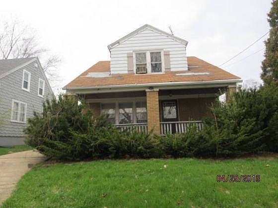 2nd image of 534 N Rockford Ave