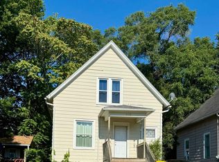 219 Adams St, Rockford, IL 61107