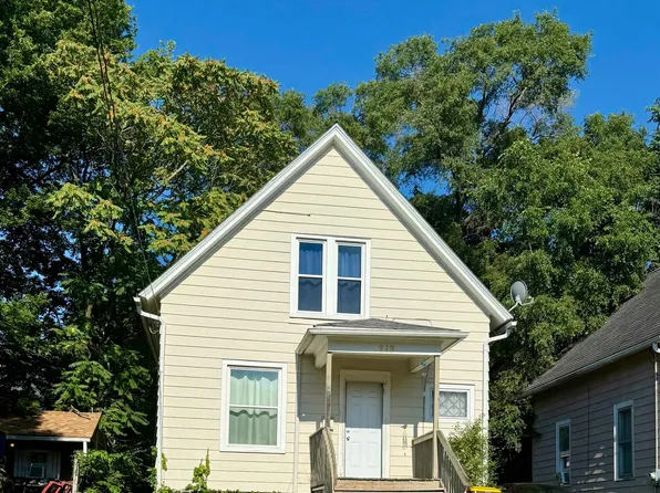 219 Adams St, Rockford, IL 61107