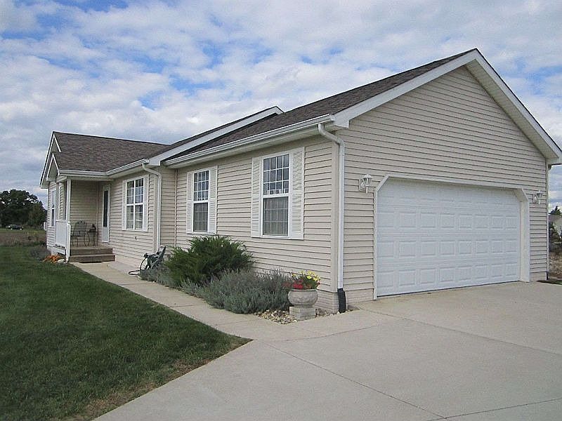1st image of 2791 Guelph Ct