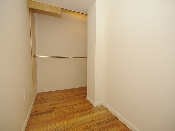 4th image of 2814 31st St APT 601