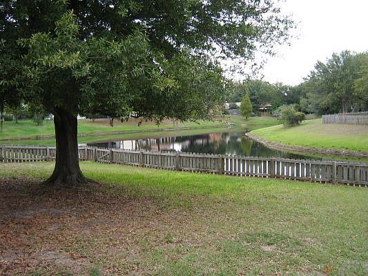5th image of 11212 Fiddlewood Dr