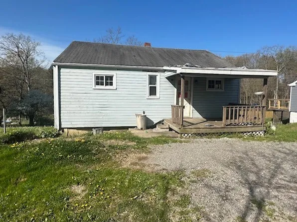 817 Saxonburg Blvd, Saxonburg, PA 16056