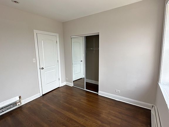 4th image of 4425 N Milwaukee Ave #3N