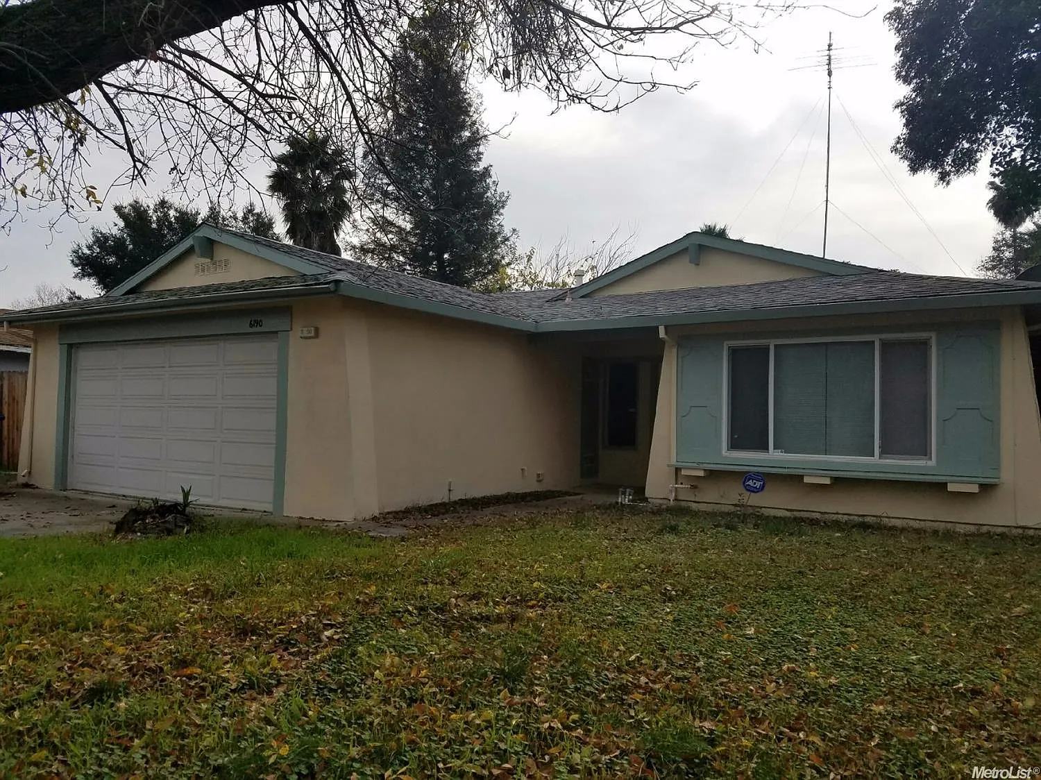 6190 Heath Way photo 1