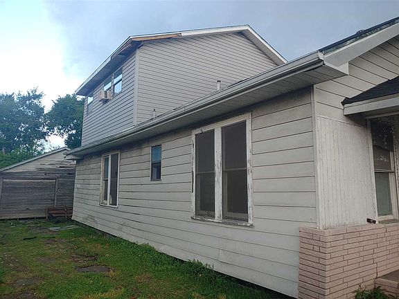 2nd image of 339 W Gulfway Dr