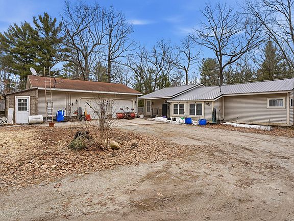 2nd image of 1714 Linnard Rd