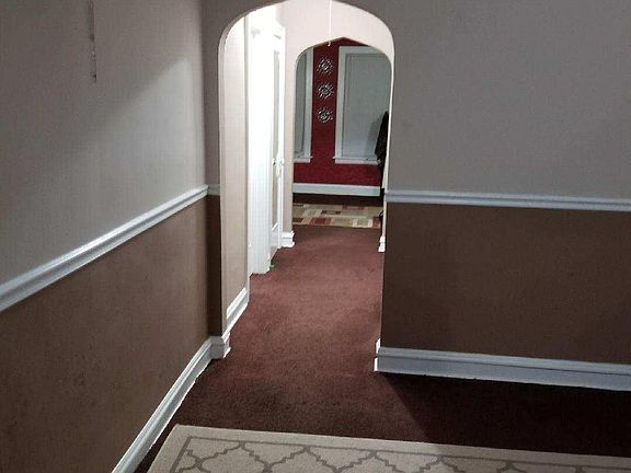 2nd image of 10718 S Avenue C Unit 2