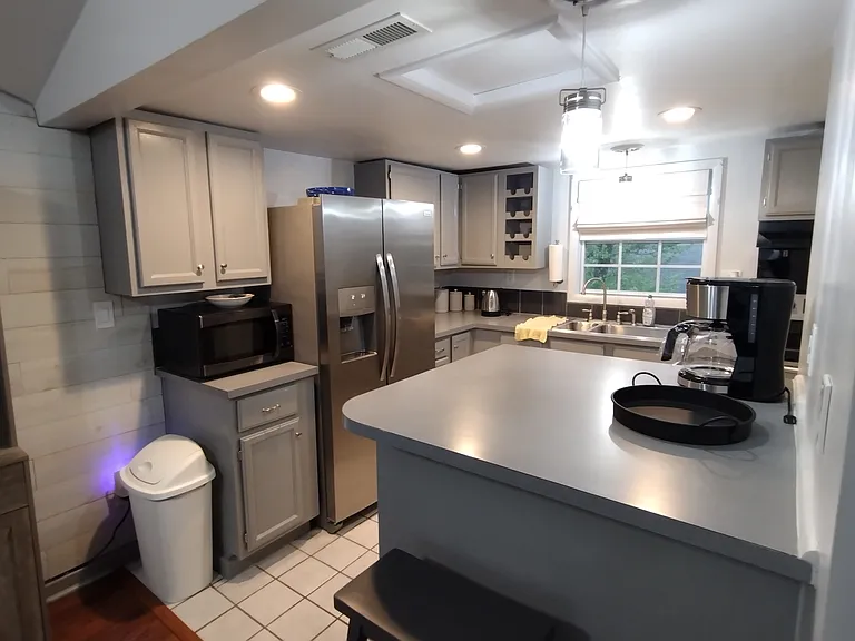 2328 Cedar Ln #B — Photo 11