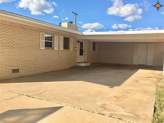 2nd image of 824 John Doe St