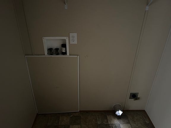 4th image of 815 N Harolds Ave