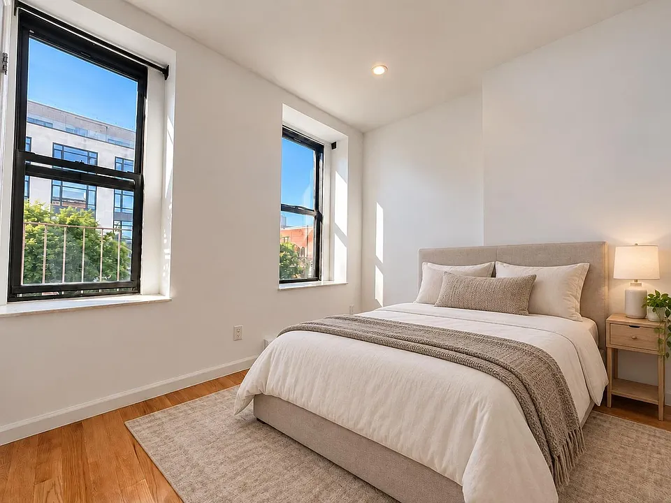 941 Amsterdam Ave #3N