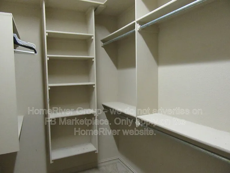 1012 W Fargo Ln — Photo 14