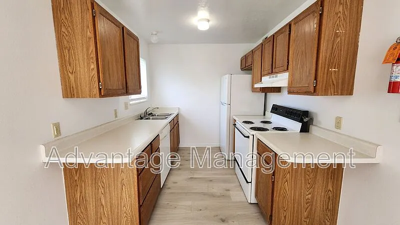 Building Photo - 2138 W 220 N