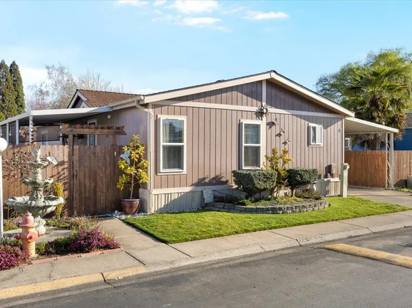 1570 S Peach St Space 15, Medford, OR 97501