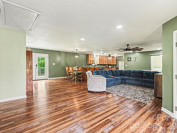 2nd image of 29440 Nelson Mountain Rd