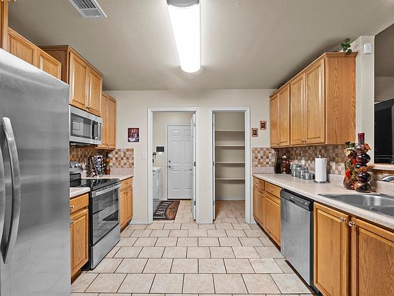 2nd image of 12115 Amaranth Dr