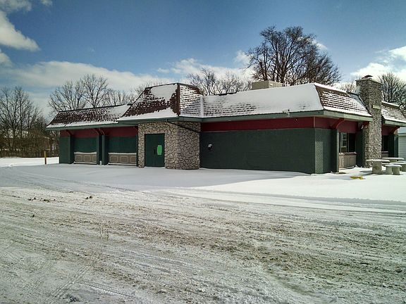 2nd image of 11944 N Saginaw St