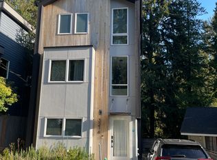 3214 NE 117th St, Seattle, WA 98125