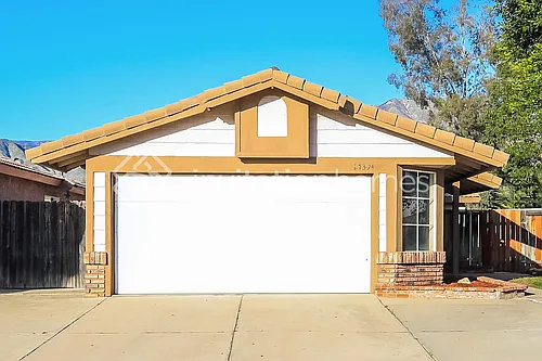 27394 Rustic Ln Photo 1