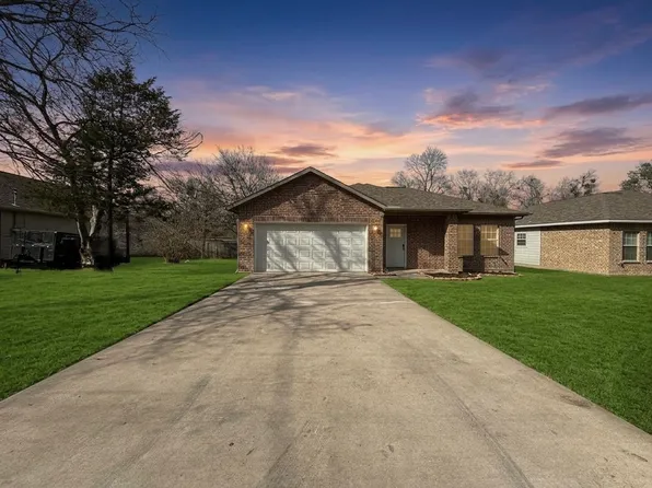 4408 Harris St, Greenville, TX 75401