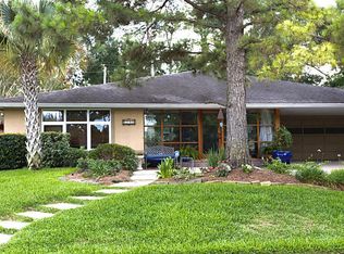 6211 Grovewood Ln, Houston, TX 77008