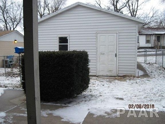 2nd image of 2035 N Gale Ave