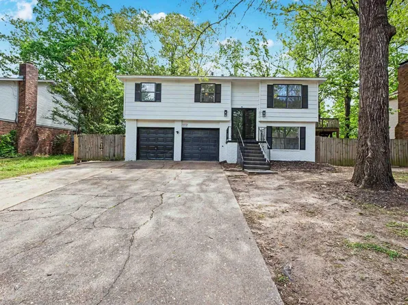 2317 Peach Tree Dr, Little Rock, AR 72211