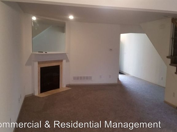 2nd image of 4618 Willow Ave