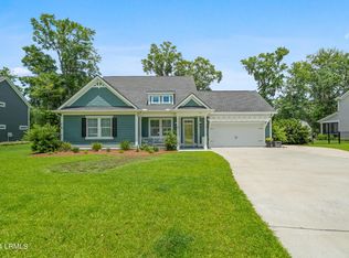 8 Fox Sparrow Rd, Beaufort, SC 29907