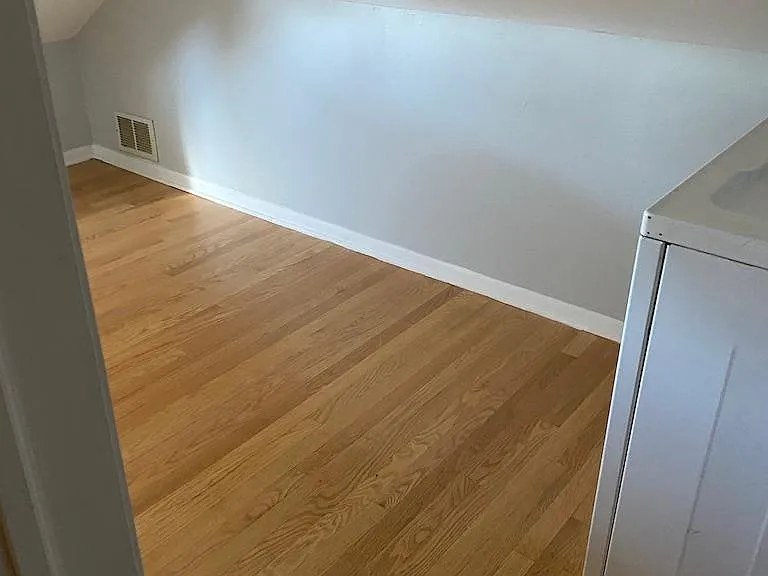 1736 N Laramie Ave — Photo 21